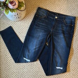 WHBM Low/mid Rise Skinny Leg Jeans